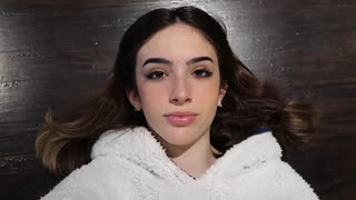 Gabriela Bee - Somebody New (Official Video 2020)