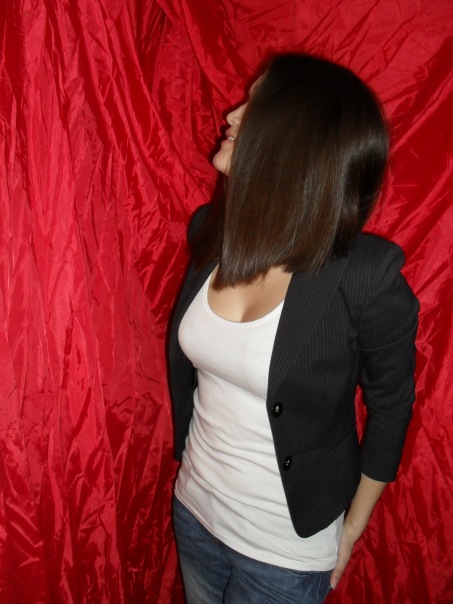 №8, Айслу Душанова №8, Айслу Душанова