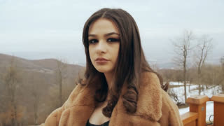 Anisa Shabani - Nje Zemer (Official Video 2020)