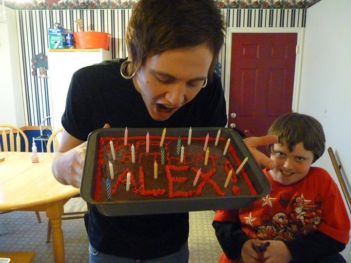 Stranger Unknown фотография #1