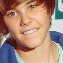 Джастін Бібер фотография #2 (источник - https://vk.com/id167953208)